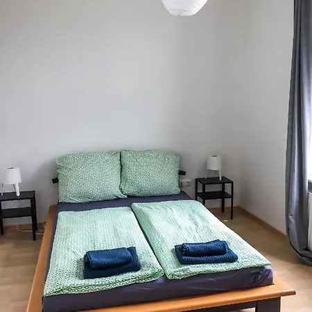 Moderne In Historischem Bvb-grundungshaus 9 Dortmund